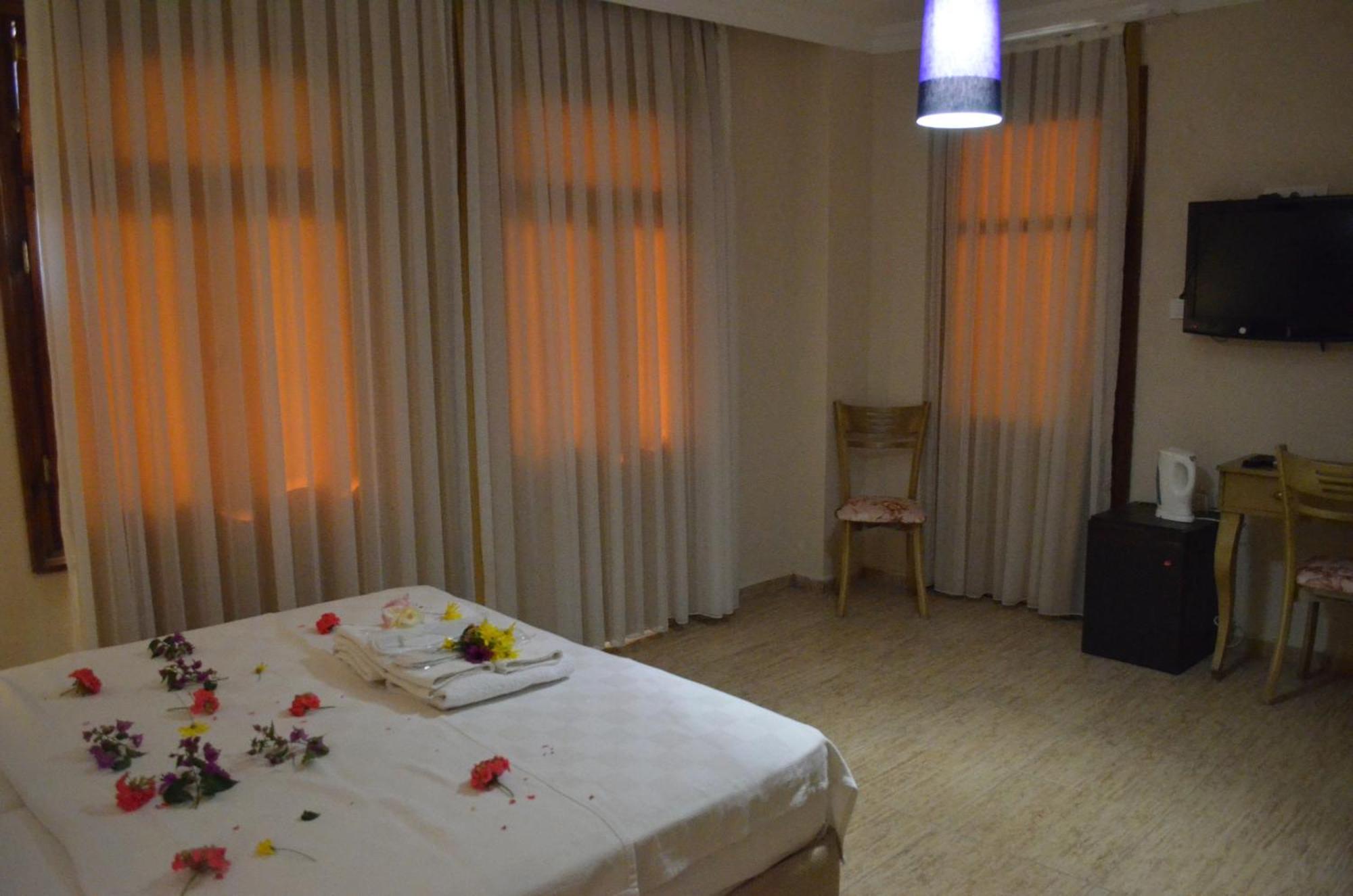 Cunda Panorama Otel Ayvalı Habitación foto